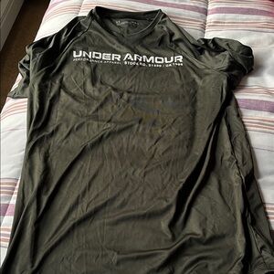 Under Armour Men's Olive Short Sleeve Tee